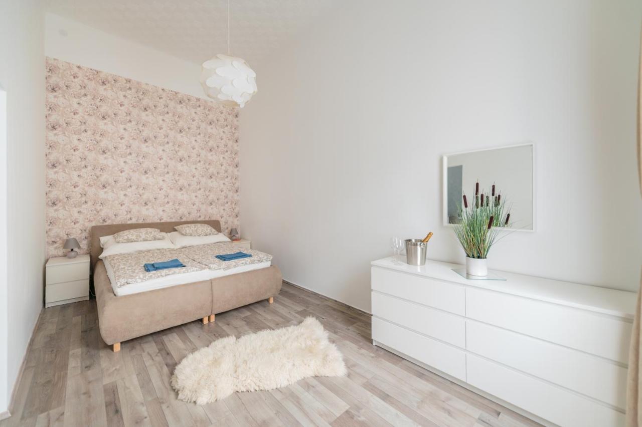 Downtown Gem Aircond Close To Heroes' Square Budapest Ngoại thất bức ảnh