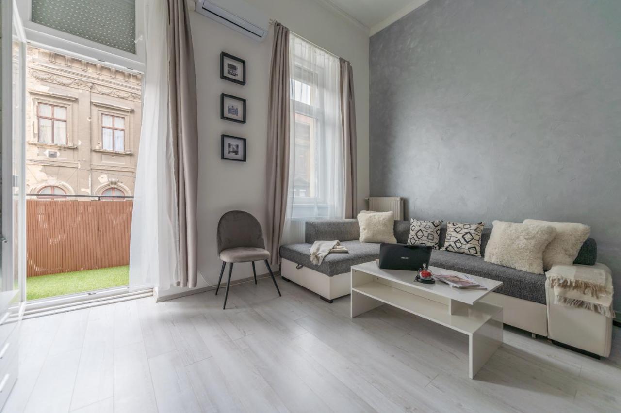 Downtown Gem Aircond Close To Heroes' Square Budapest Ngoại thất bức ảnh