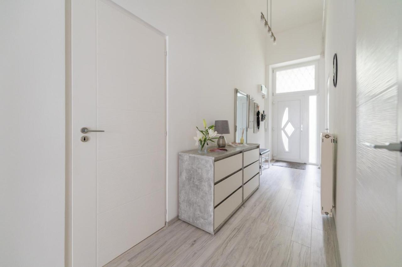 Downtown Gem Aircond Close To Heroes' Square Budapest Ngoại thất bức ảnh